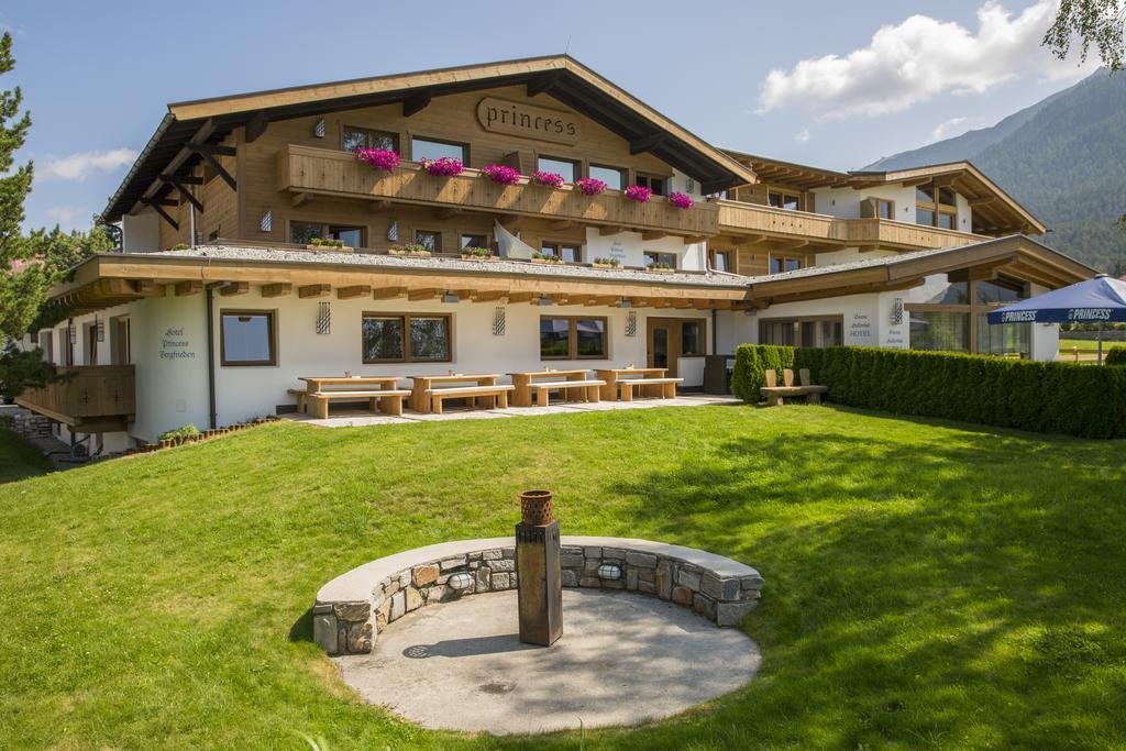 Princess Bergfrieden Seefeld in Tirol Exterior photo
