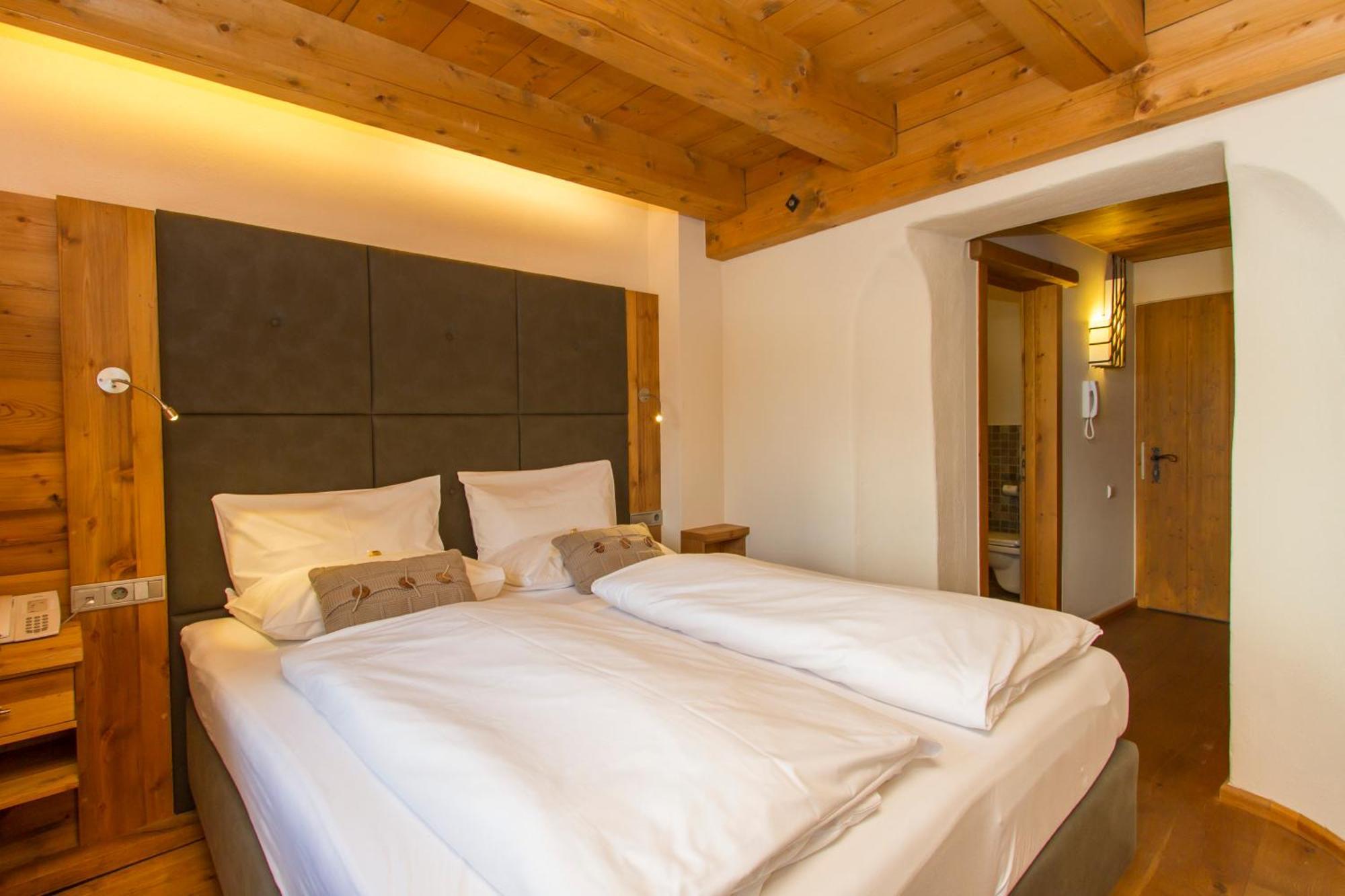 Princess Bergfrieden Seefeld in Tirol Room photo